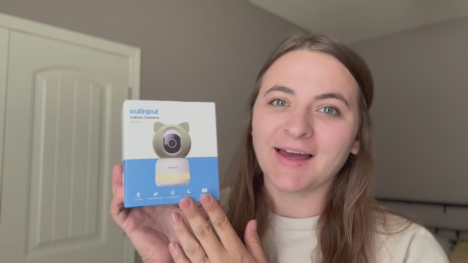 Load video: Watch My thoughts on this multitasking indoor camera on Amazon L